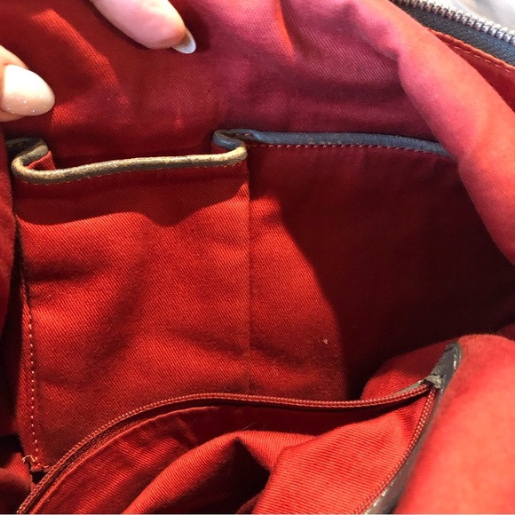 Banana Republic elephant grey lamb leather adjustable strap purse 12 x15 x3 - Picture 9 of 14